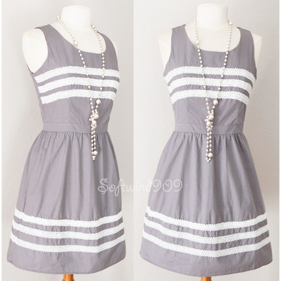 Doe & Rae Dresses & Skirts - Gray White Lace Trim 100% Cotton Cute A line Dress